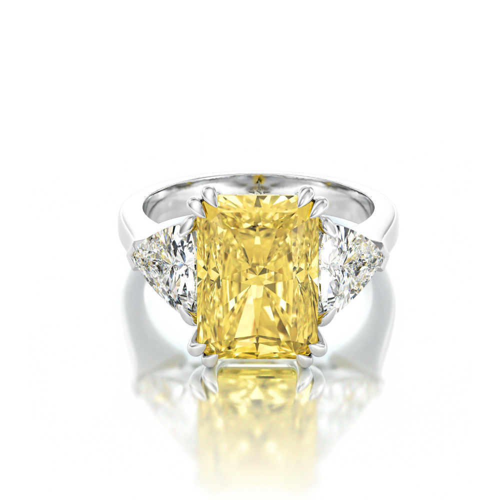 Žlutý fancy diamant